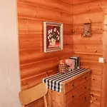 Hallanhelmi A Paritalo By Interhome