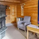 Hallanhelmi A Paritalo By Interhome Дом отдыха Hyrynsalmi