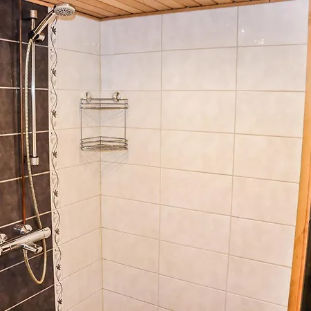 Hallanhelmi A Paritalo By Interhome בית נופש Hyrynsalmi
