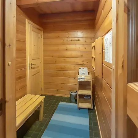 בית נופש Hallanhelmi A Paritalo By Interhome